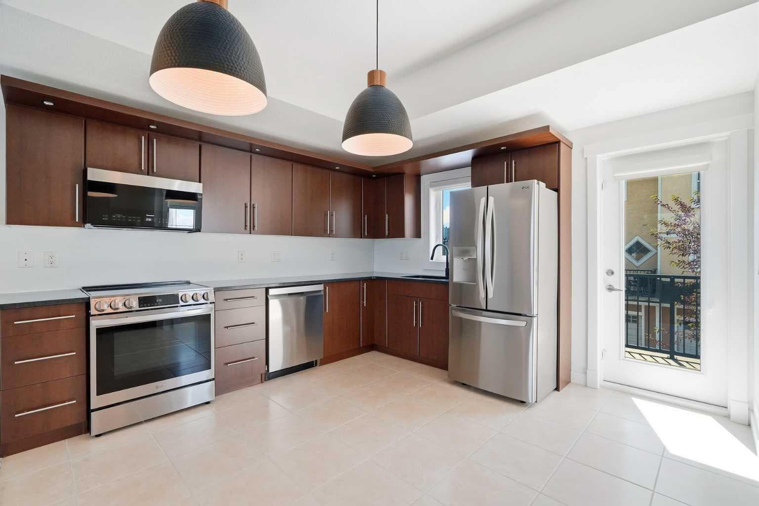 122 west springs Road SW