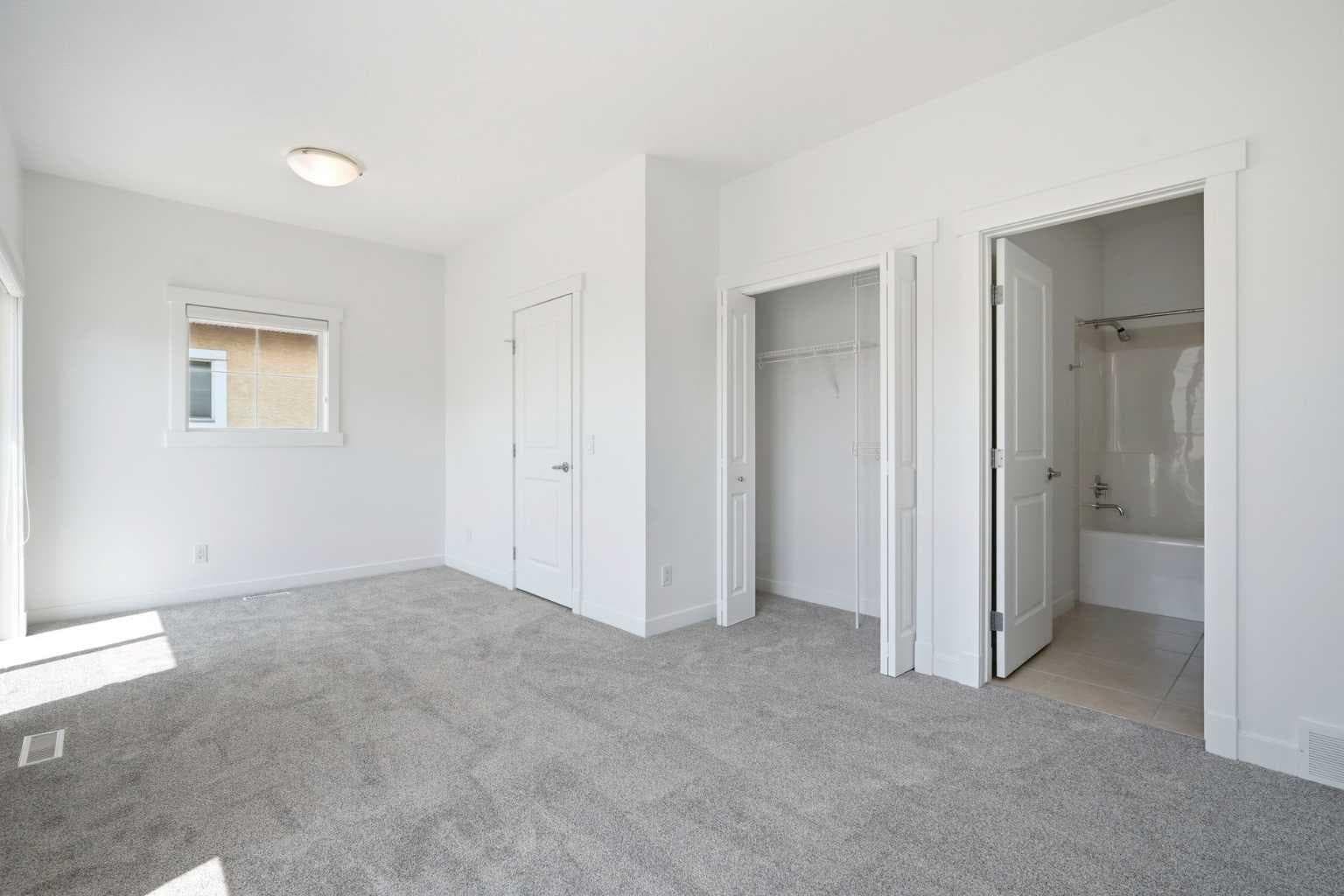 122 west springs Road SW