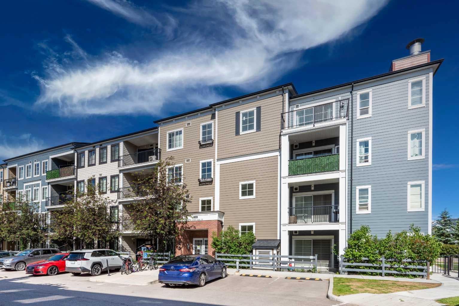 1407, 215 Legacy Boulevard SE