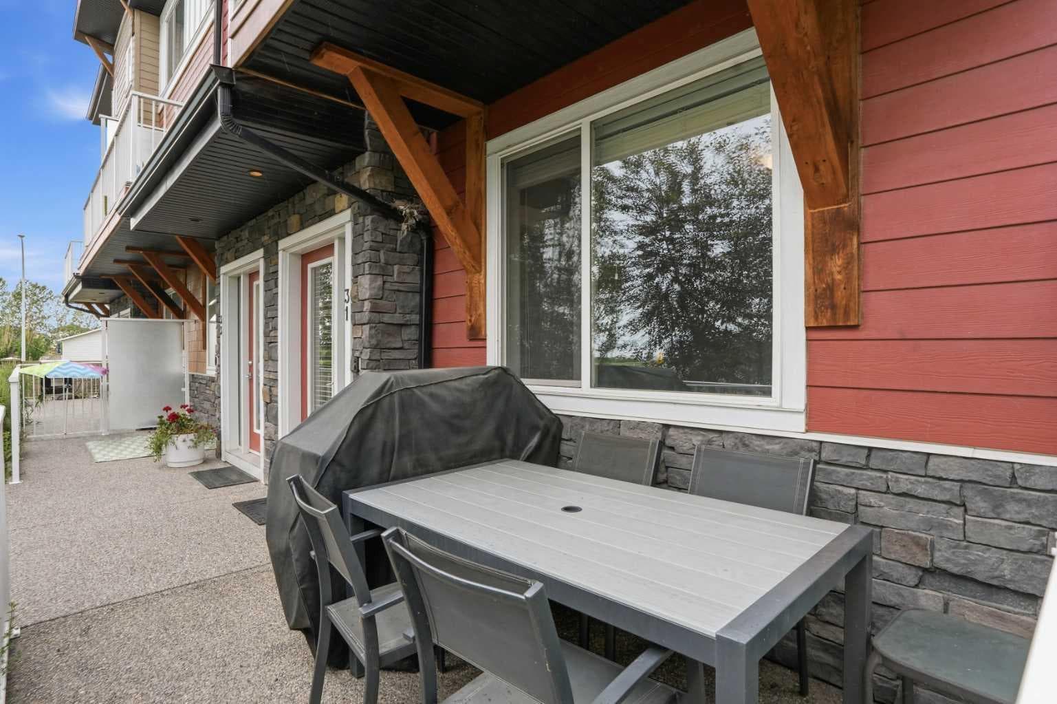 31, 111 Rainbow Falls Gate 