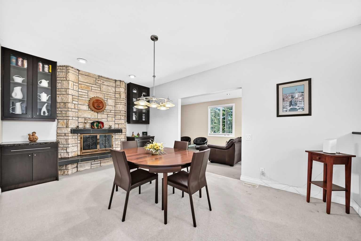316 Parkland Way SE