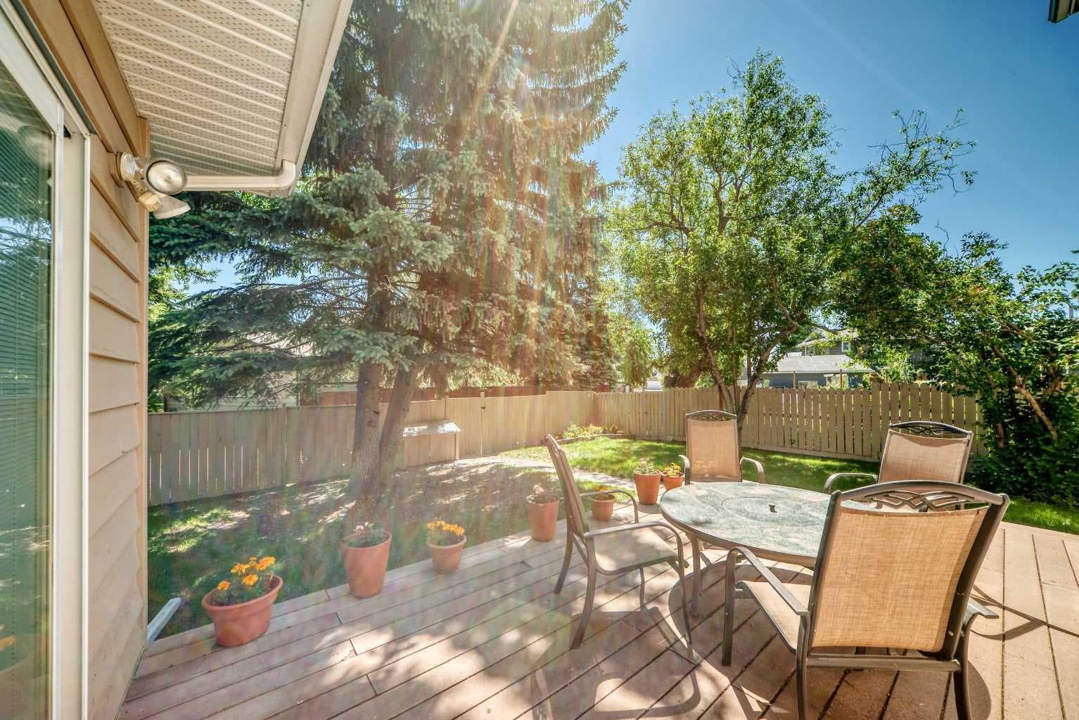 316 Parkland Way SE