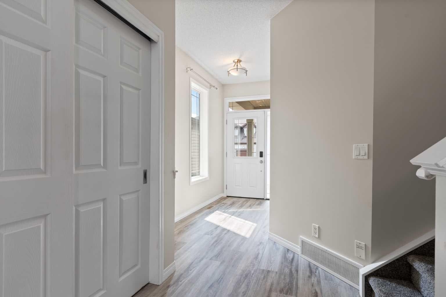 137 Windridge Road SW