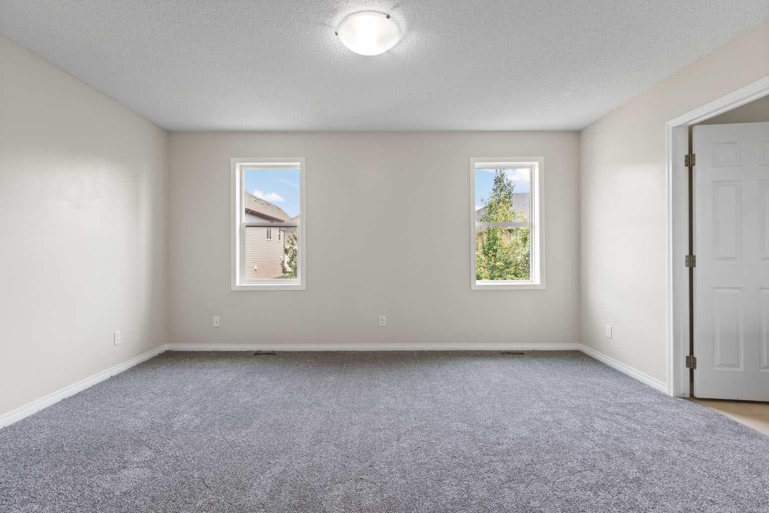 137 Windridge Road SW