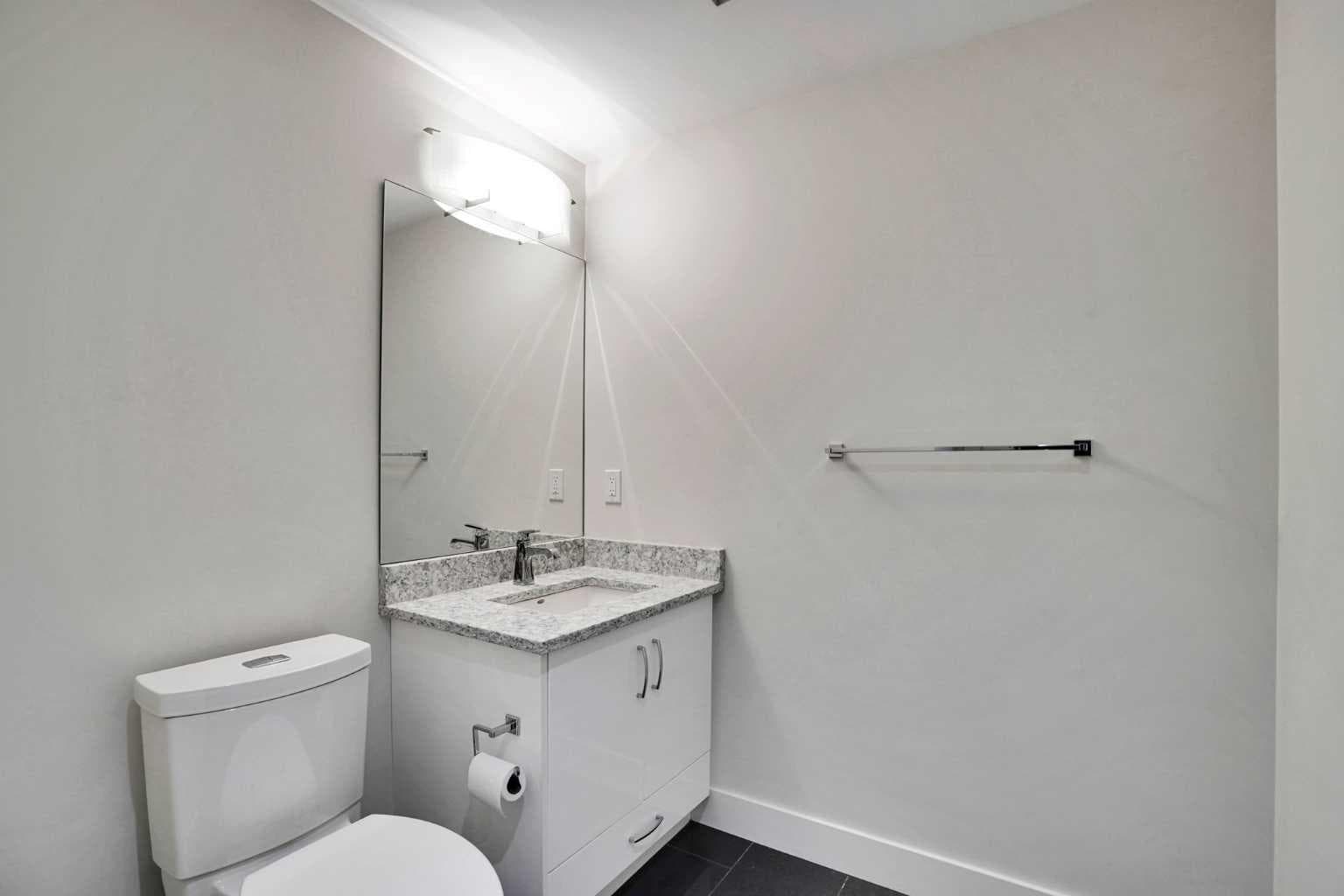 207, 20 Brentwood Common NW