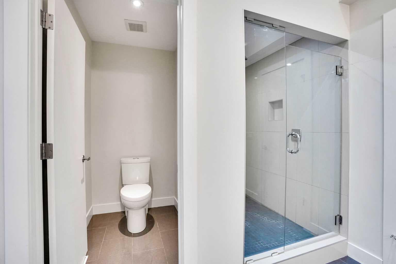 207, 20 Brentwood Common NW