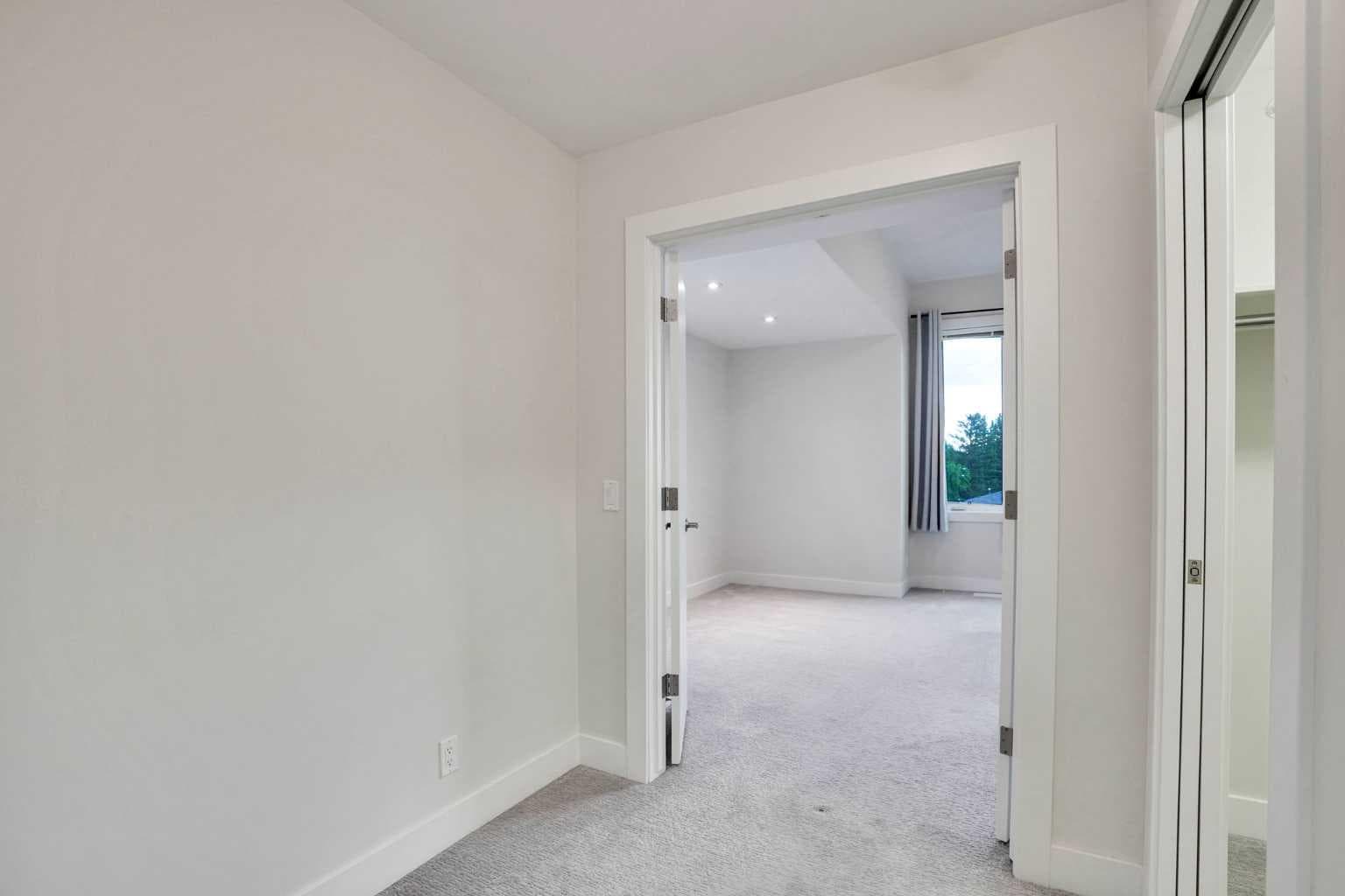 207, 20 Brentwood Common NW