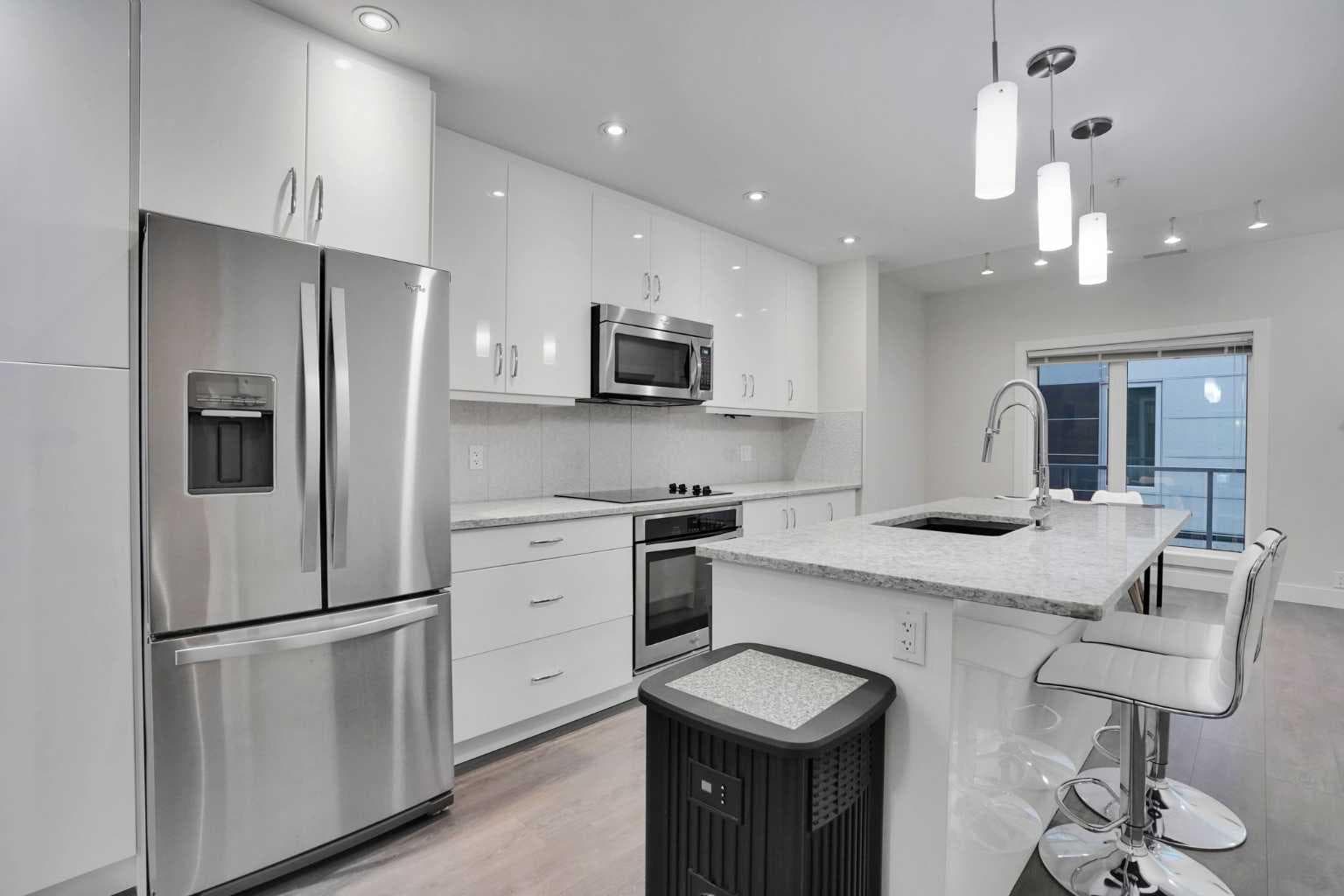 207, 20 Brentwood Common NW