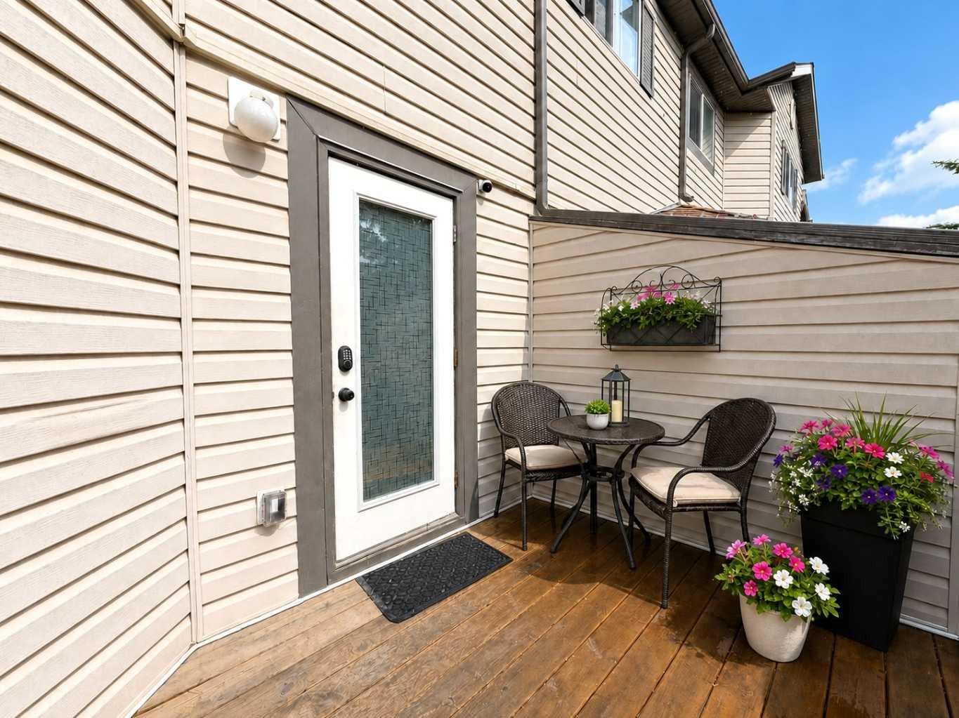 31, 156 Canoe Drive SW