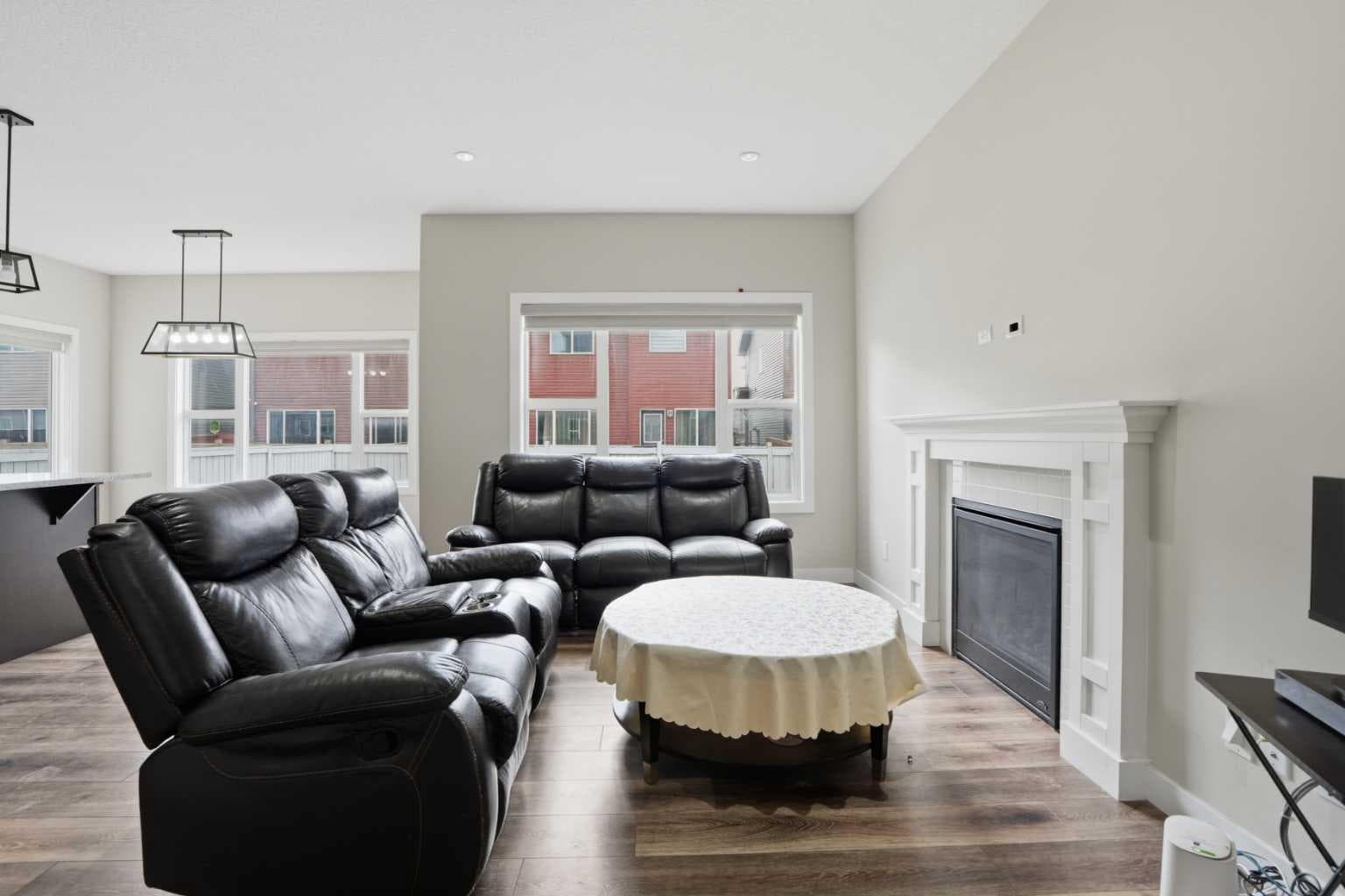93 Saddlestone Place NE