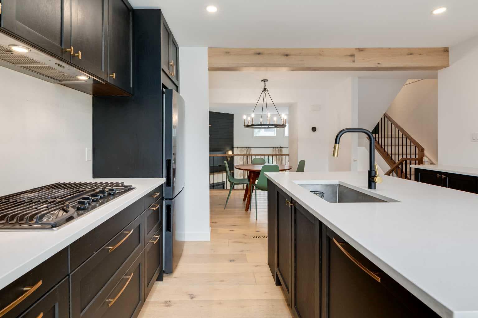 256 Point Mckay Terrace NW