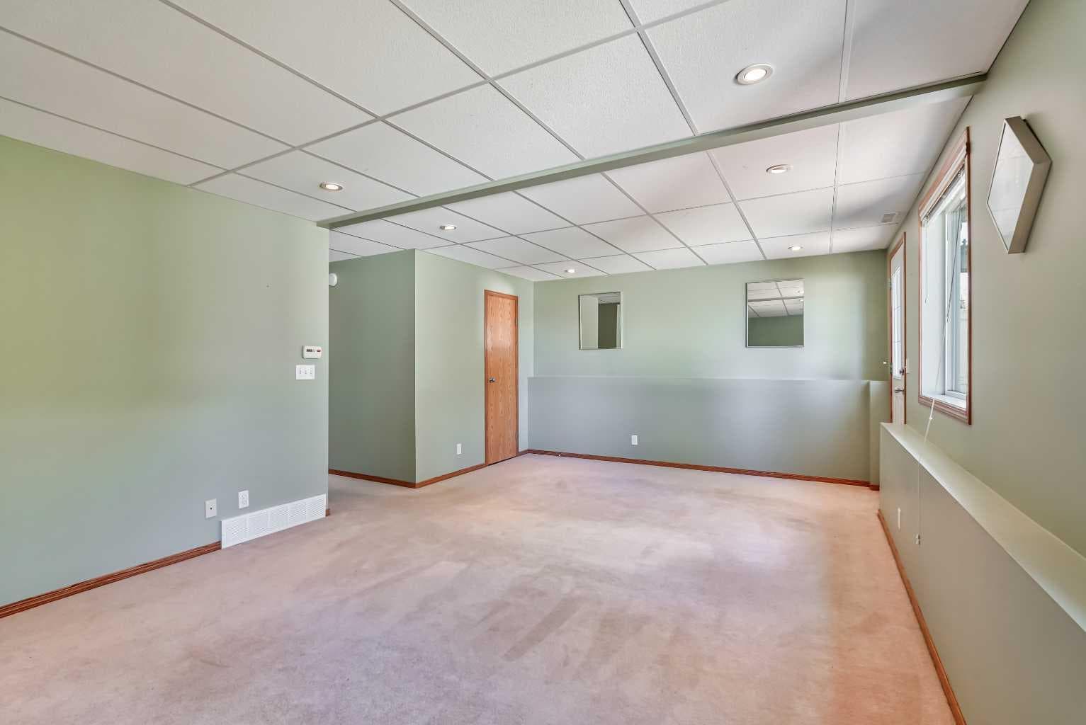 236 Covepark Close NE