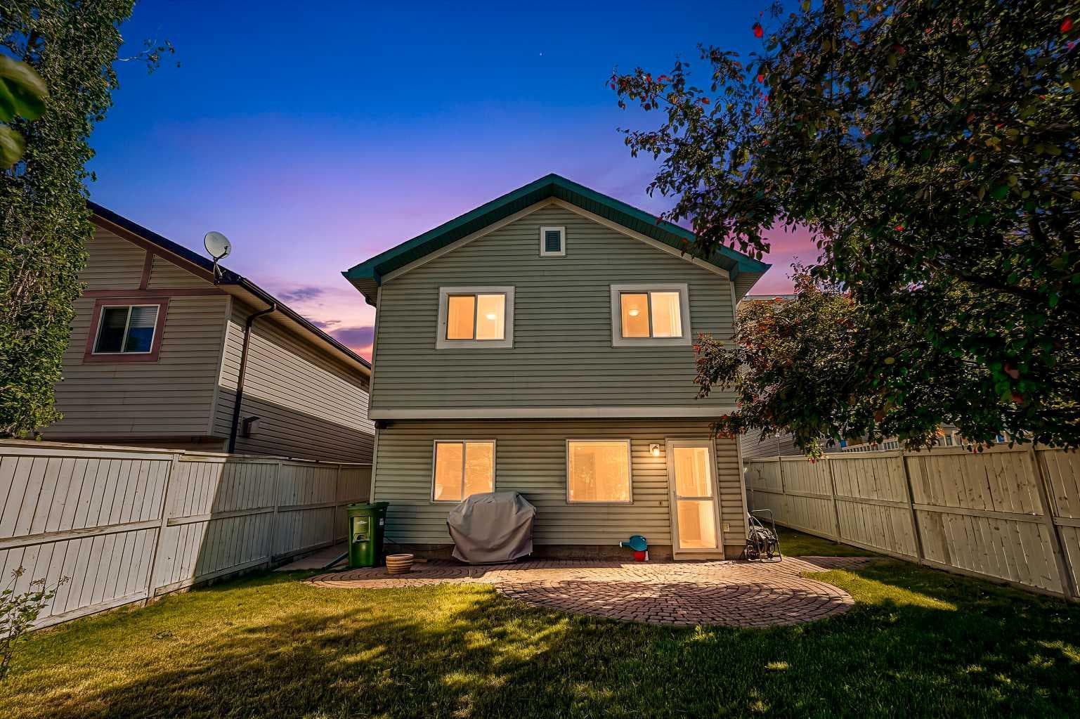 236 Covepark Close NE