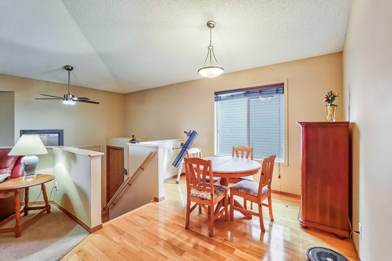 236 Covepark Close NE