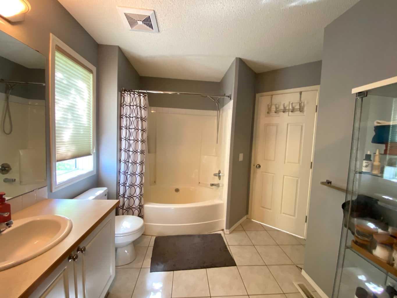 10 Elgin Drive SE