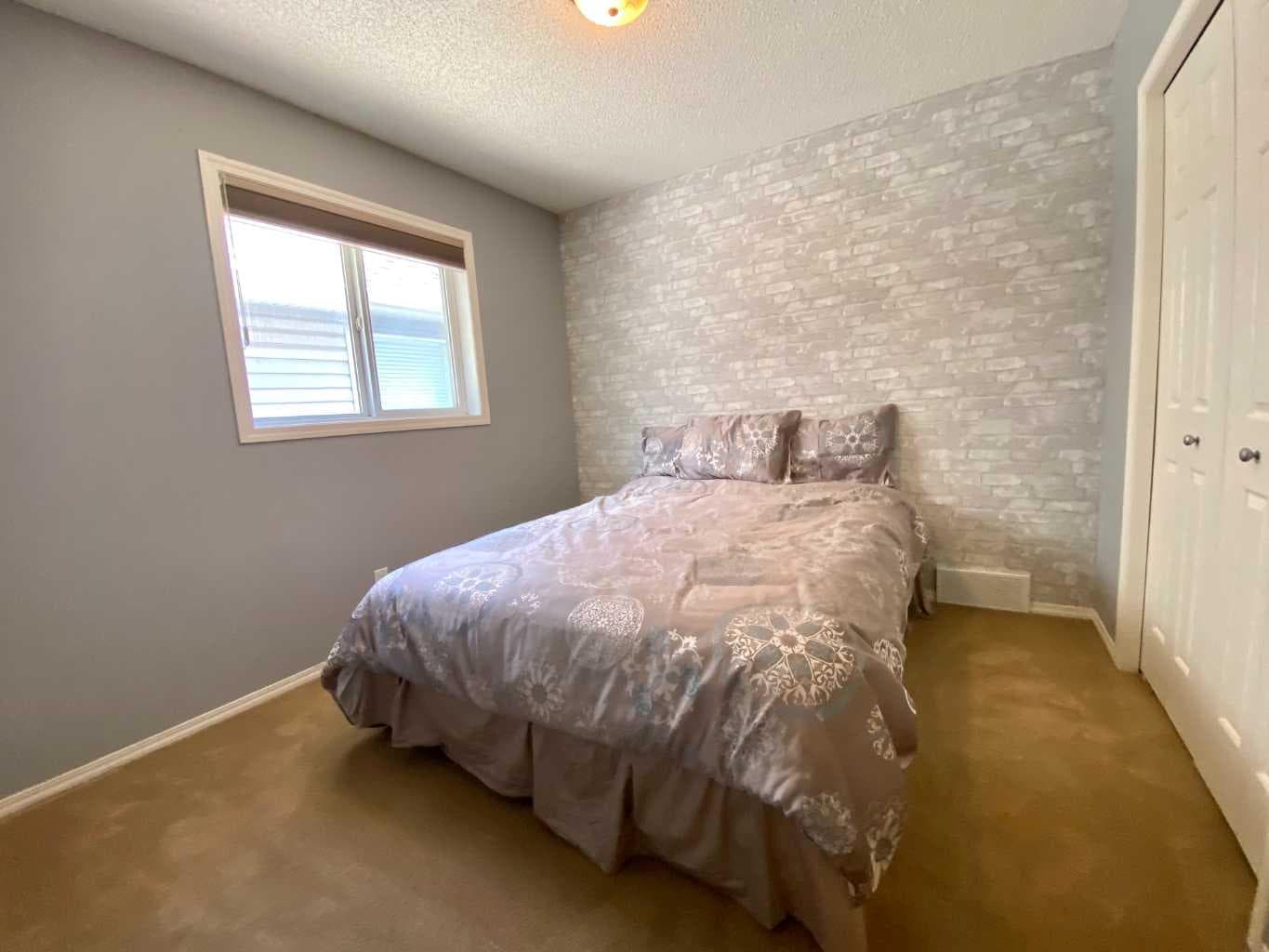 10 Elgin Drive SE