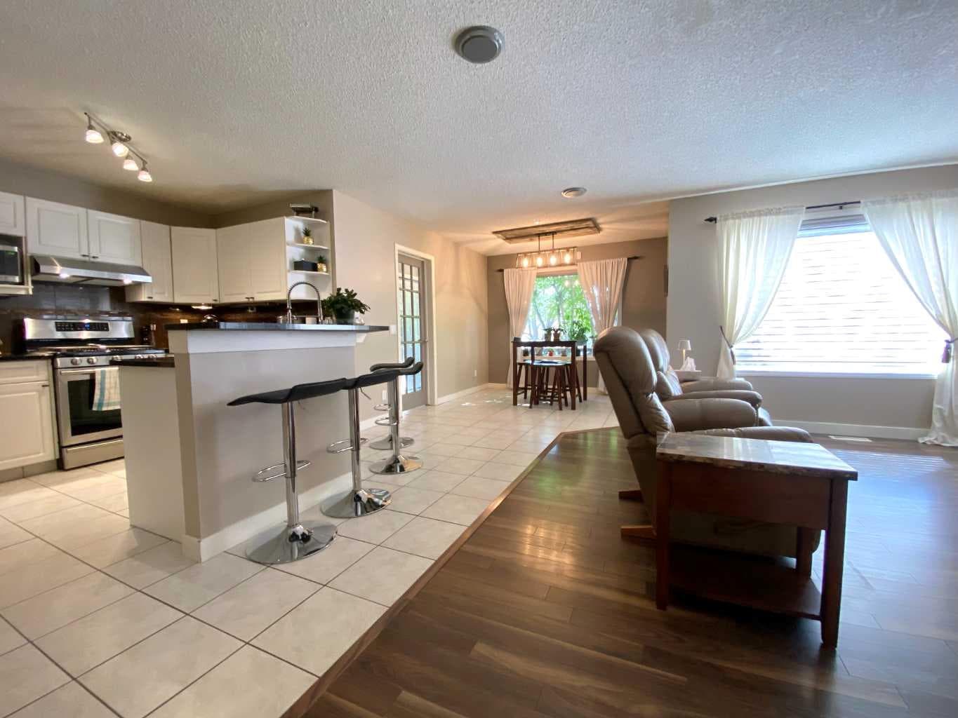 10 Elgin Drive SE