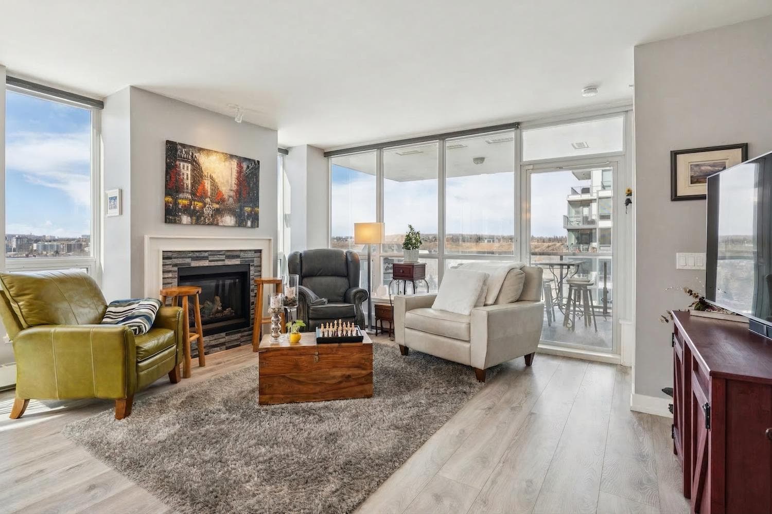 1321, 222 Riverfront Avenue SW