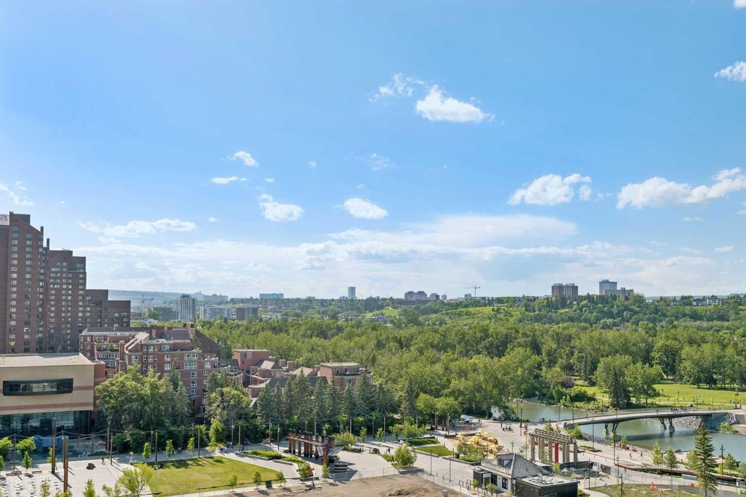 1321, 222 Riverfront Avenue SW