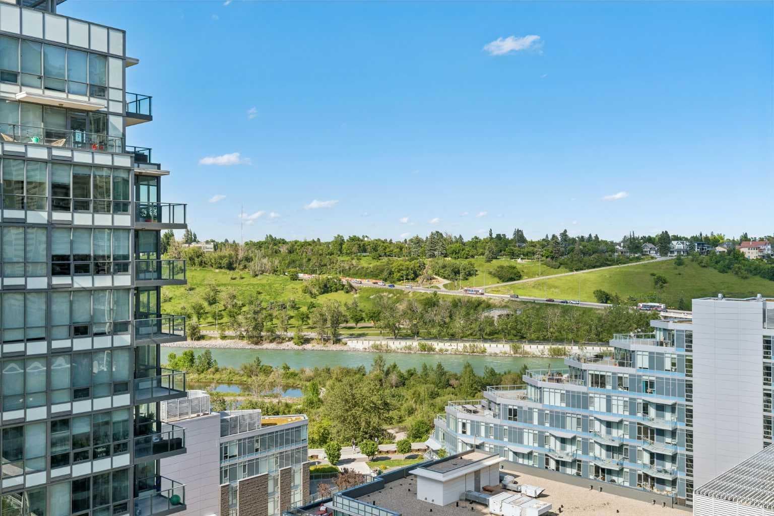 1321, 222 Riverfront Avenue SW