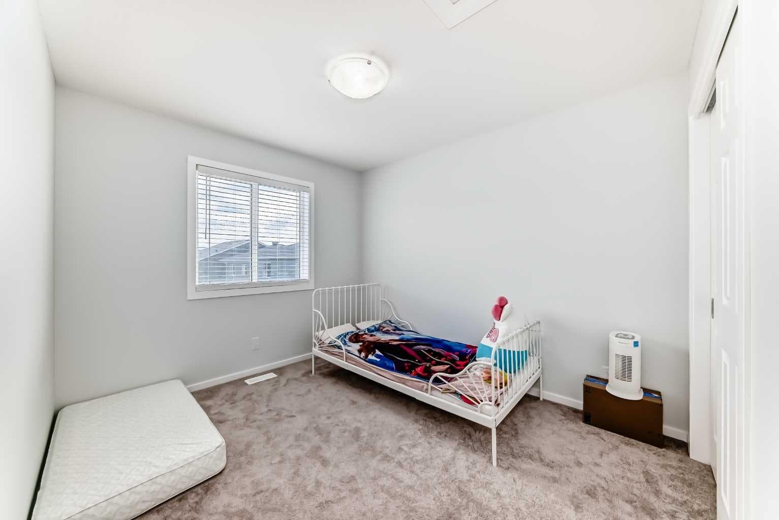 181 Yorkville Boulevard SW