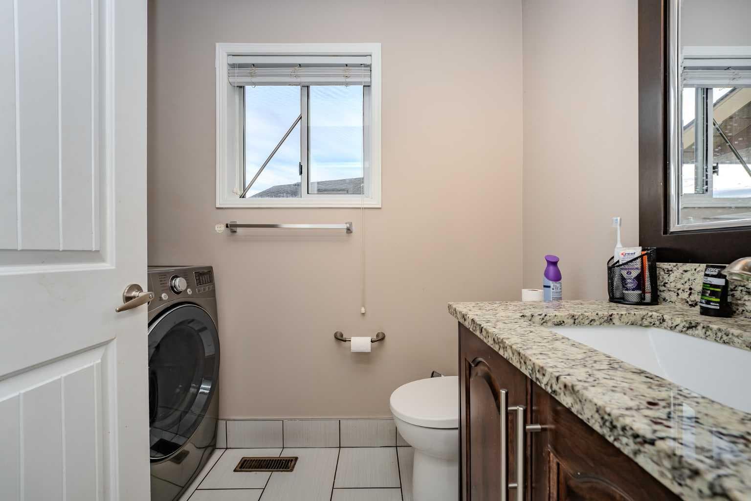 4 Del Ray Crescent NE