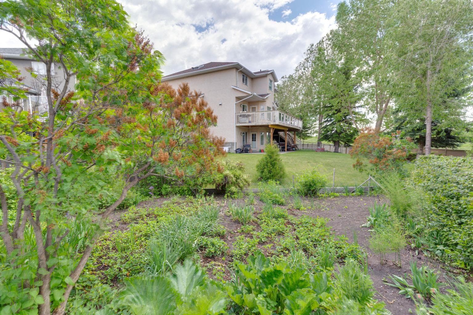 614 Sierra Madre Court SW