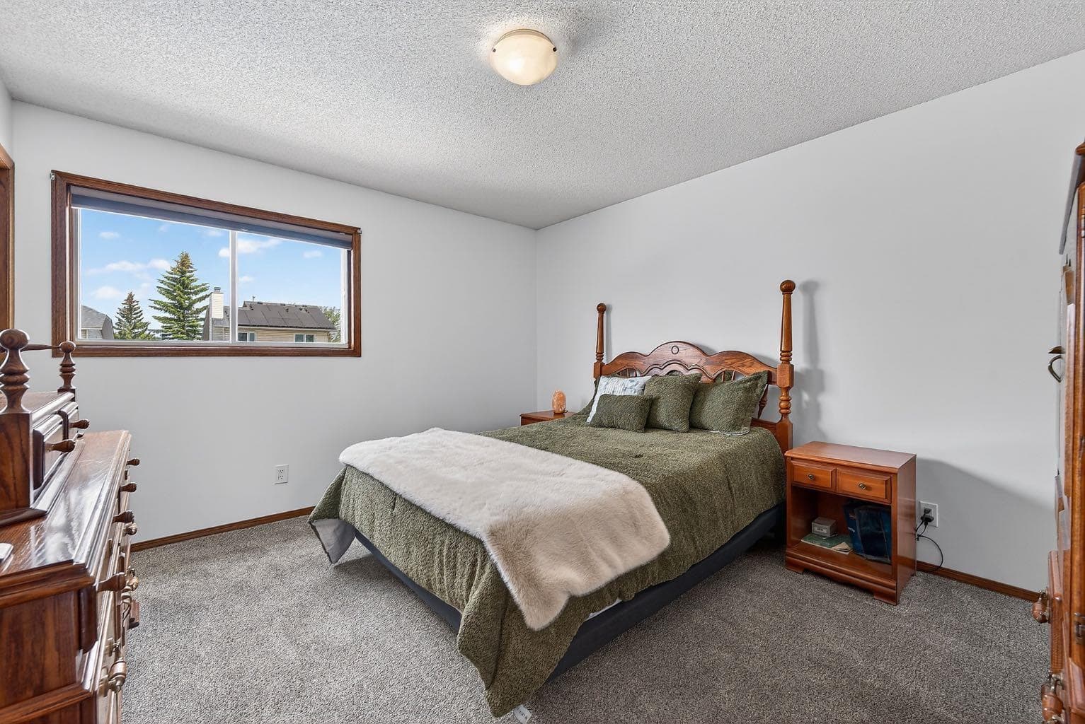 70 Pasadena Gardens NE