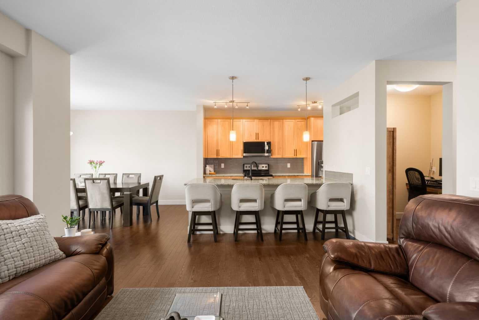 134 Masters Point SE
