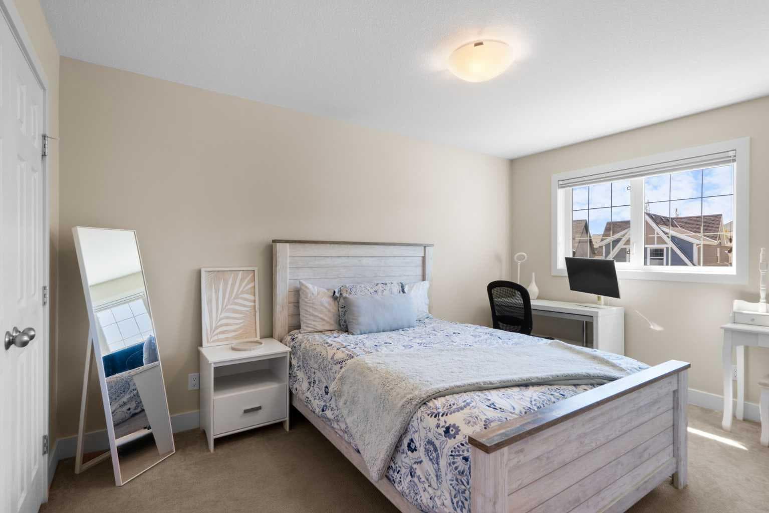 134 Masters Point SE