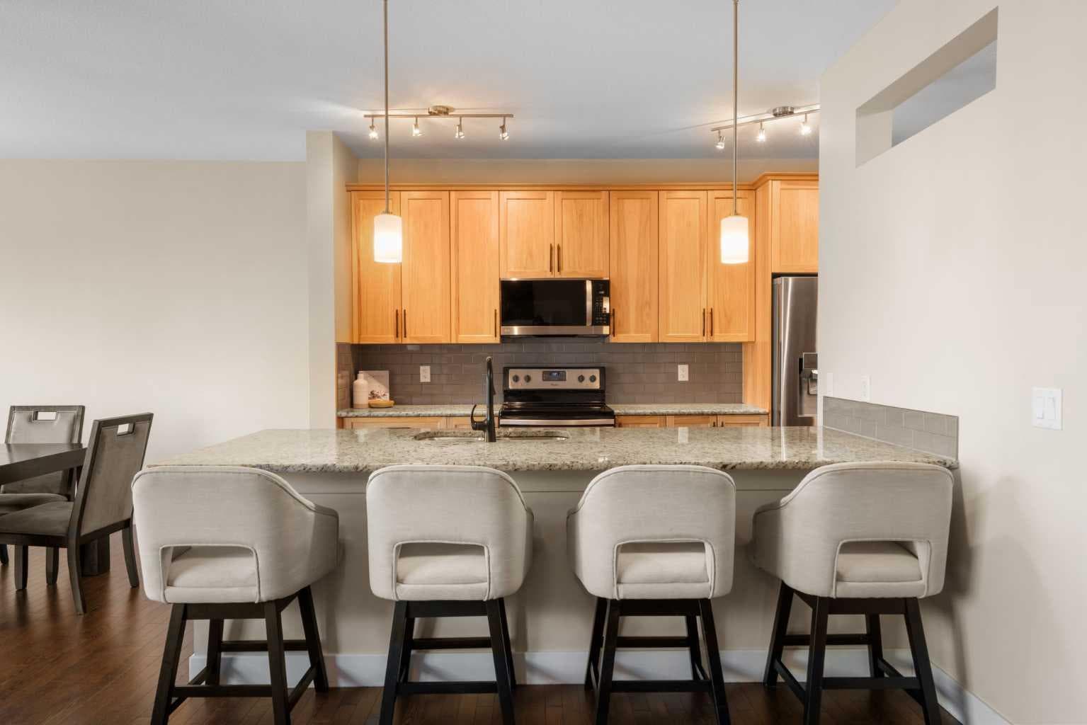 134 Masters Point SE