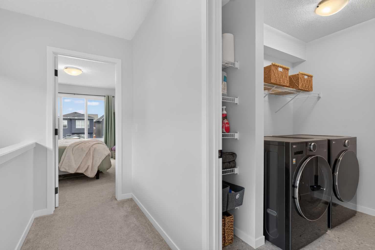 257 Edith Green NW