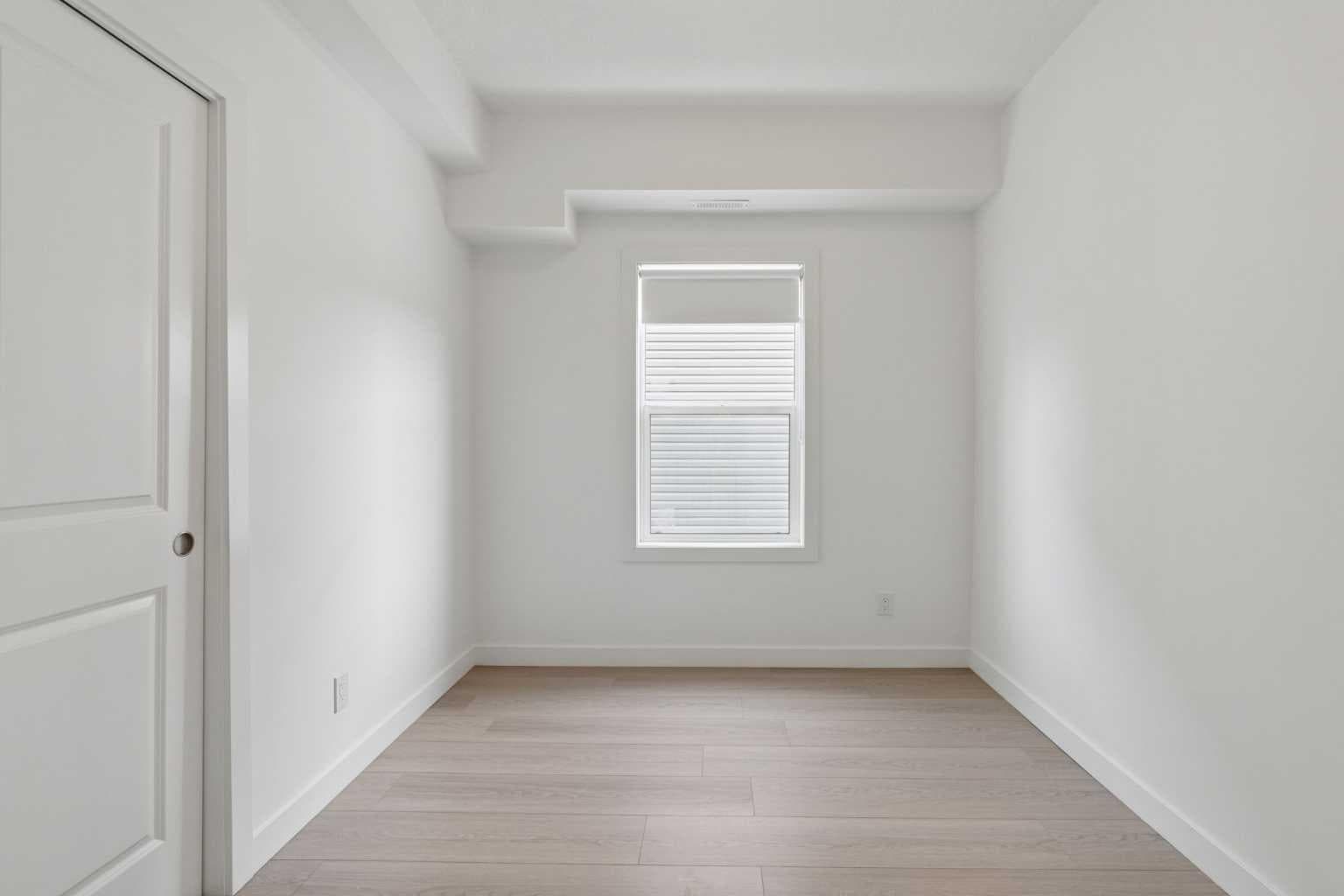 1001, 24 Rivercrest Drive 