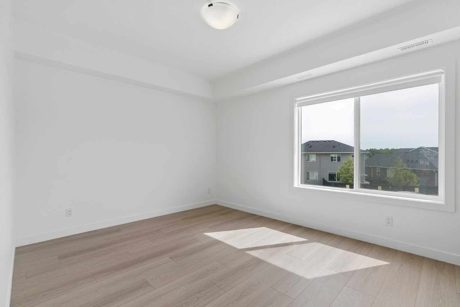 1001, 24 Rivercrest Drive 