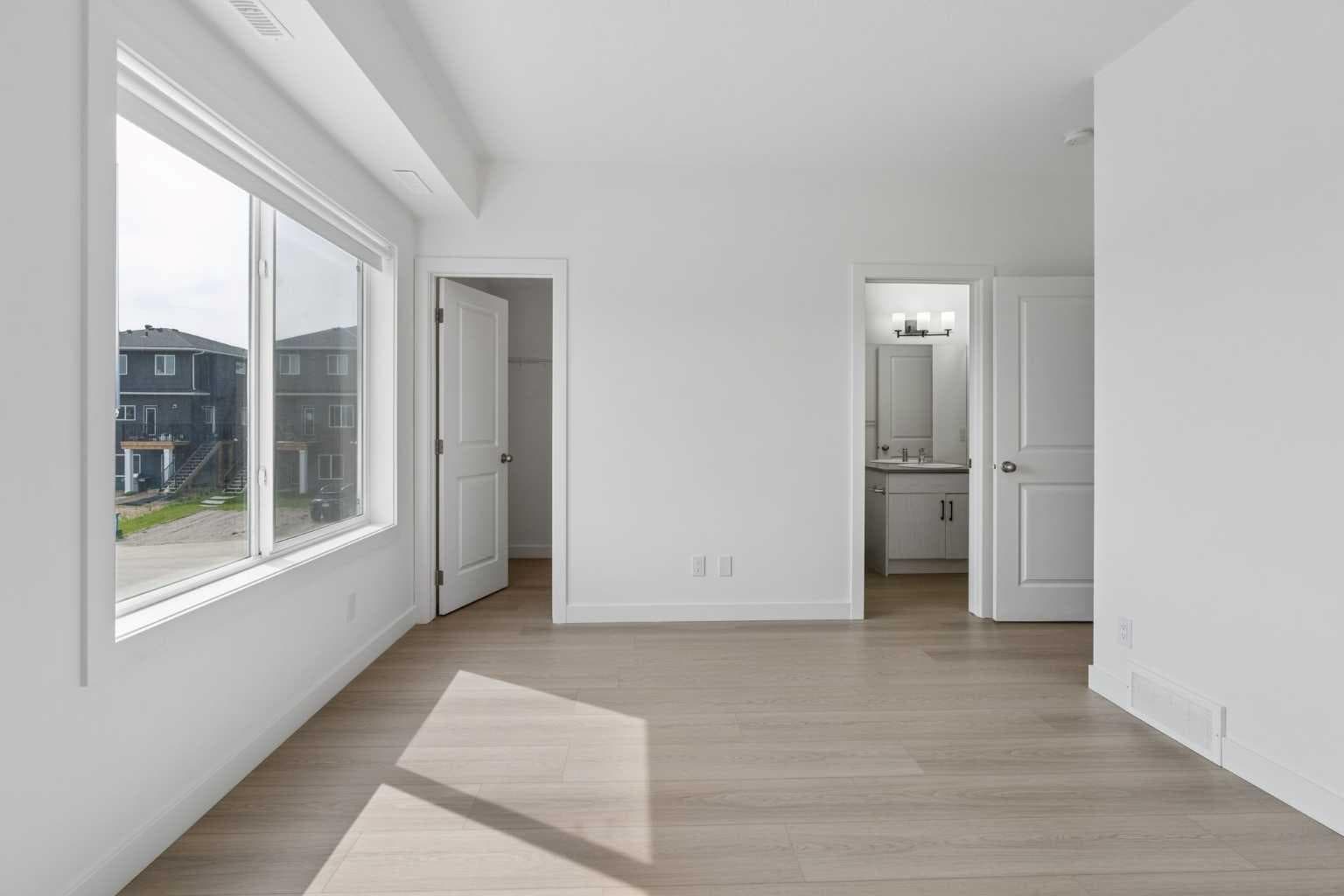 1001, 24 Rivercrest Drive 