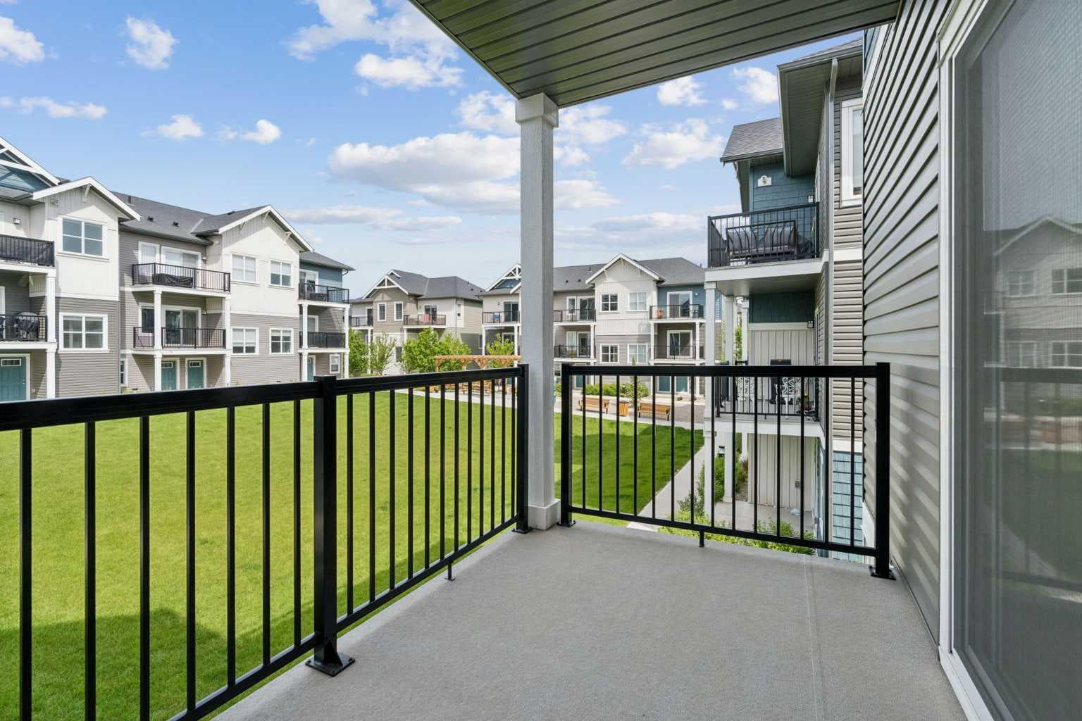 1001, 24 Rivercrest Drive 