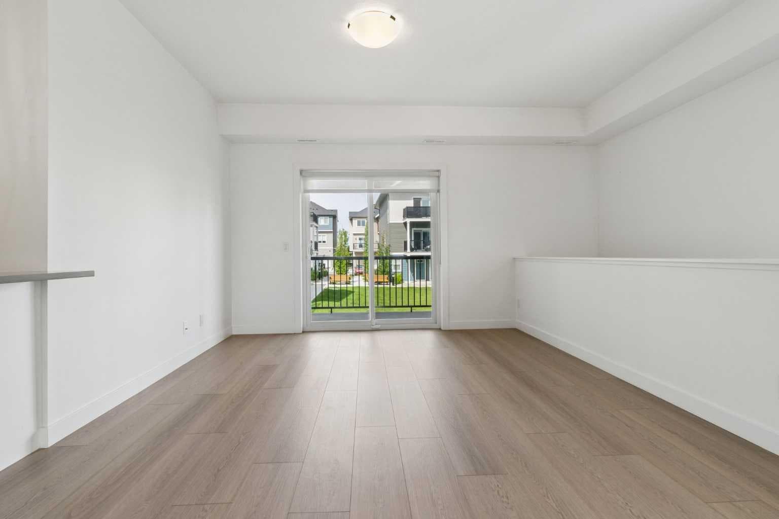 1001, 24 Rivercrest Drive 
