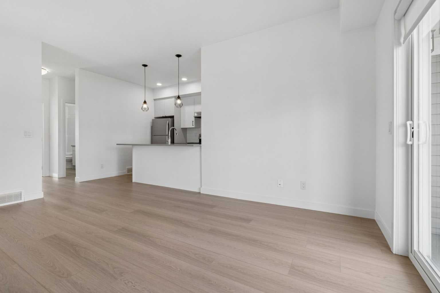 1001, 24 Rivercrest Drive 