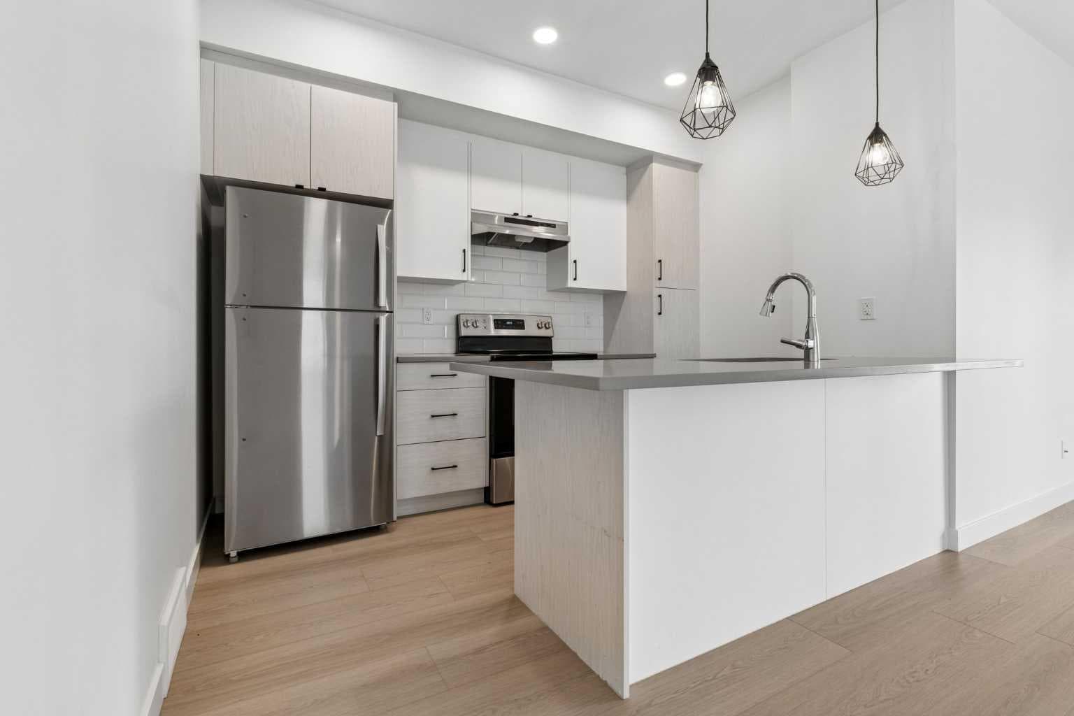 1001, 24 Rivercrest Drive 