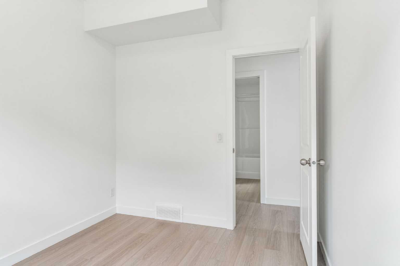 1002, 24 Rivercrest Drive 