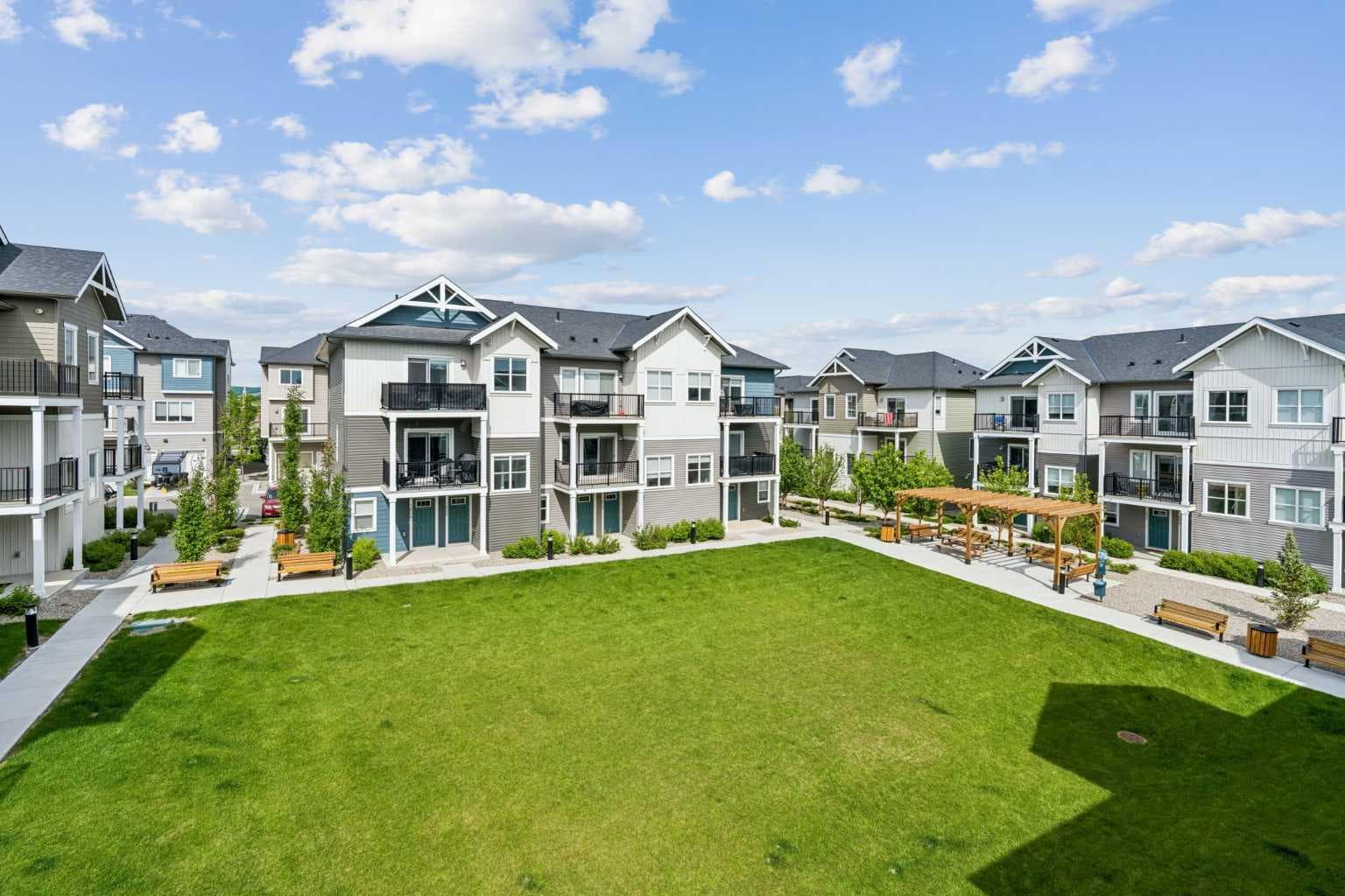 1002, 24 Rivercrest Drive 