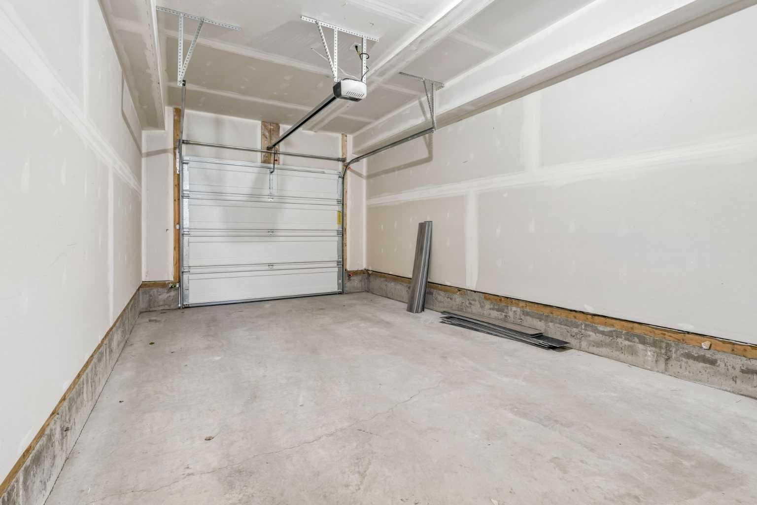 1002, 24 Rivercrest Drive 