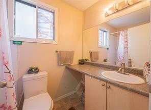 31 Martindale Close NE