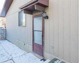 31 Martindale Close NE