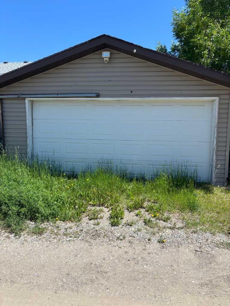 31 Martindale Close NE