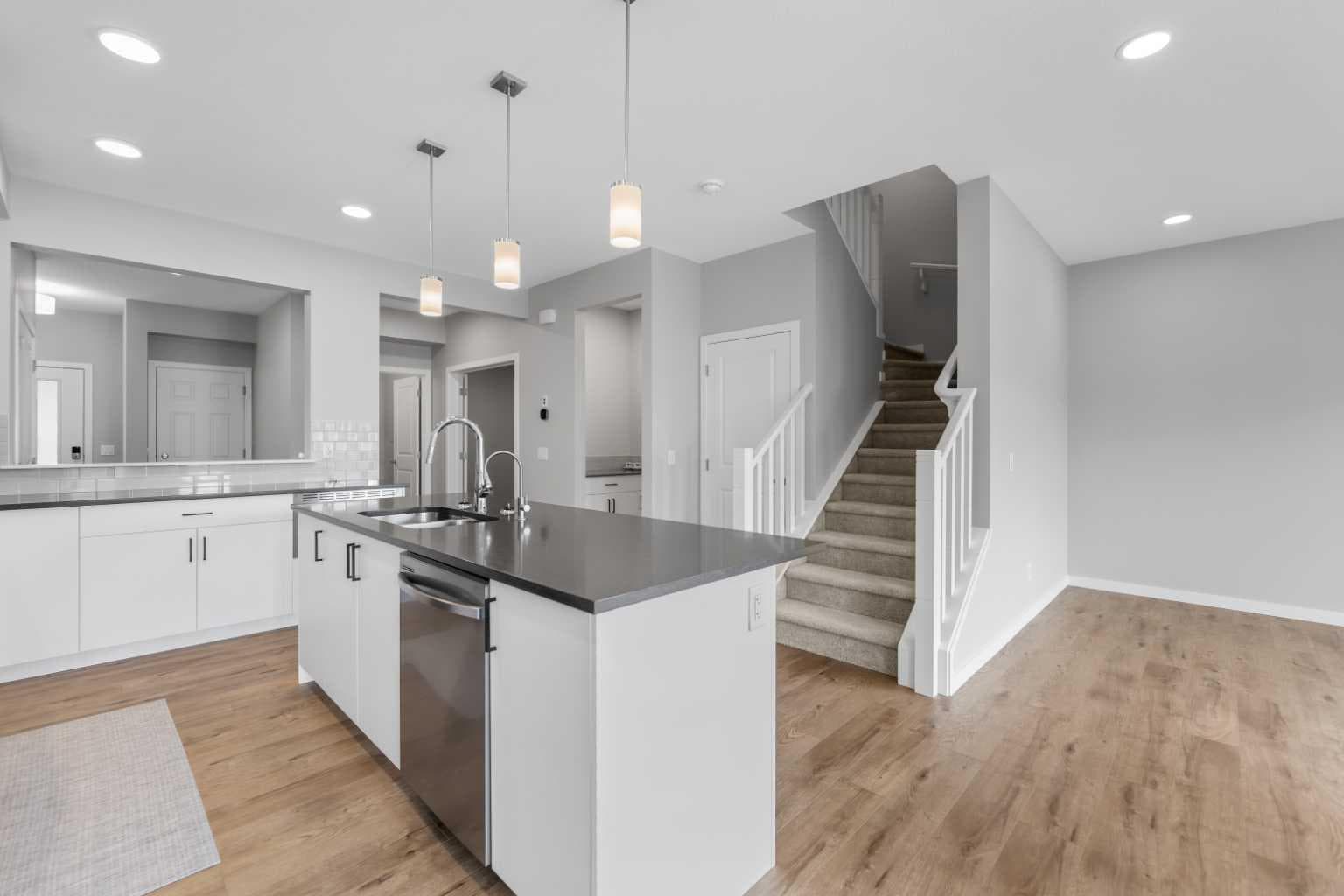 47 Carringvue Passage NW