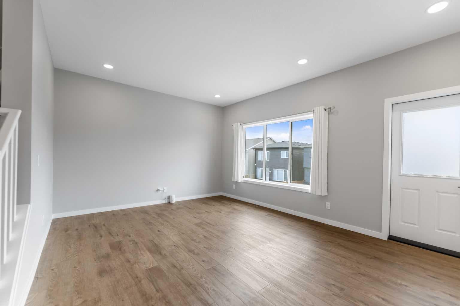 47 Carringvue Passage NW