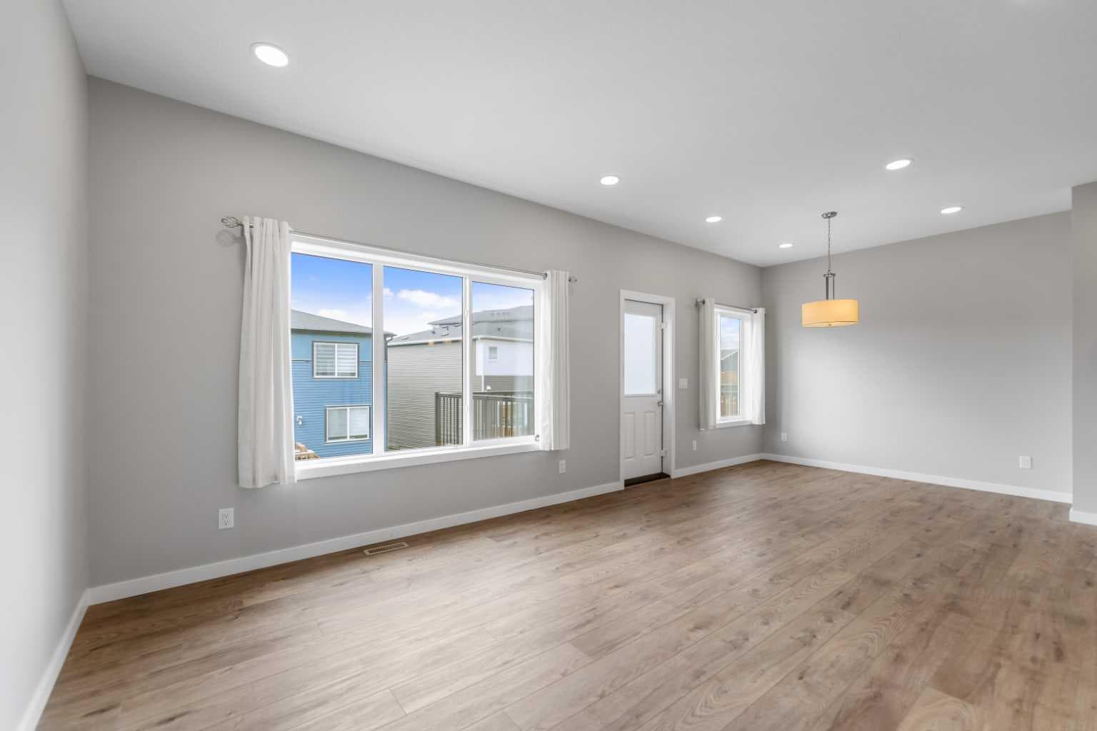 47 Carringvue Passage NW