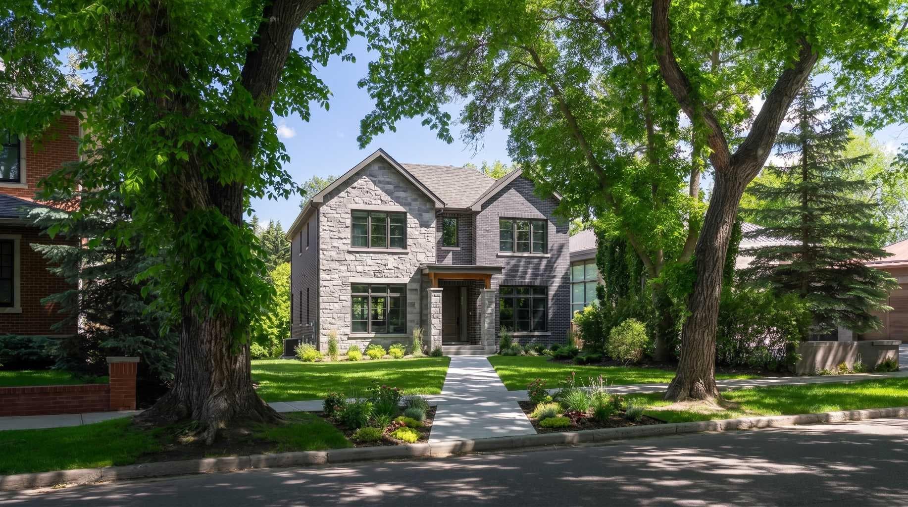 718 Riverdale Avenue SW