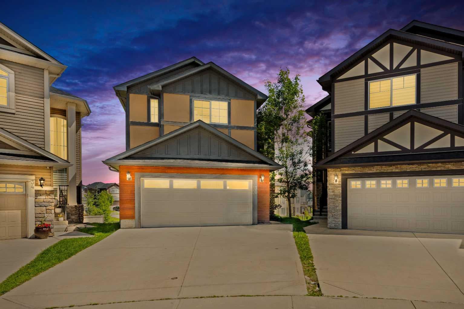 30 Saddlelake View NE